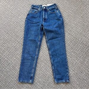 Everlane  curvy 90s cheeky straight jean